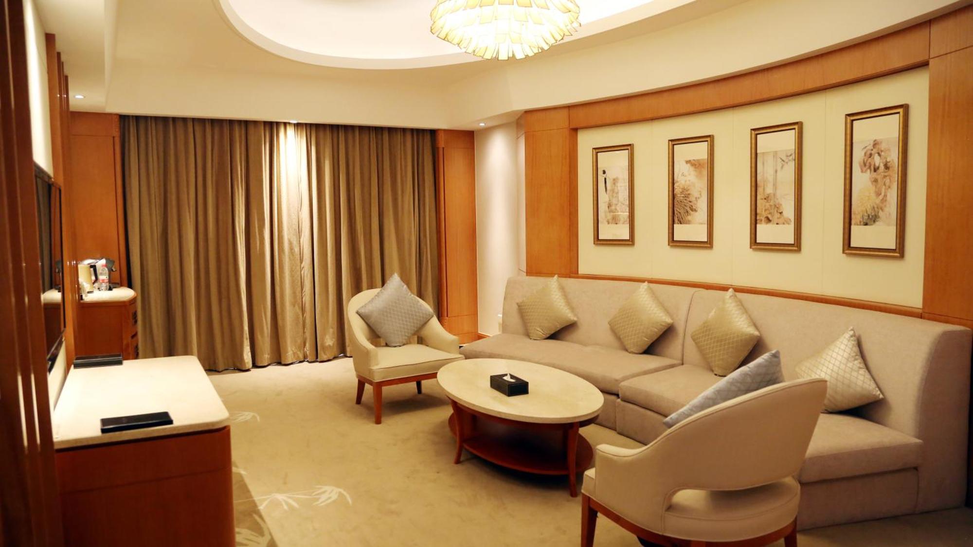 Huaguoshan Hotel Ляньюньган Экстерьер фото