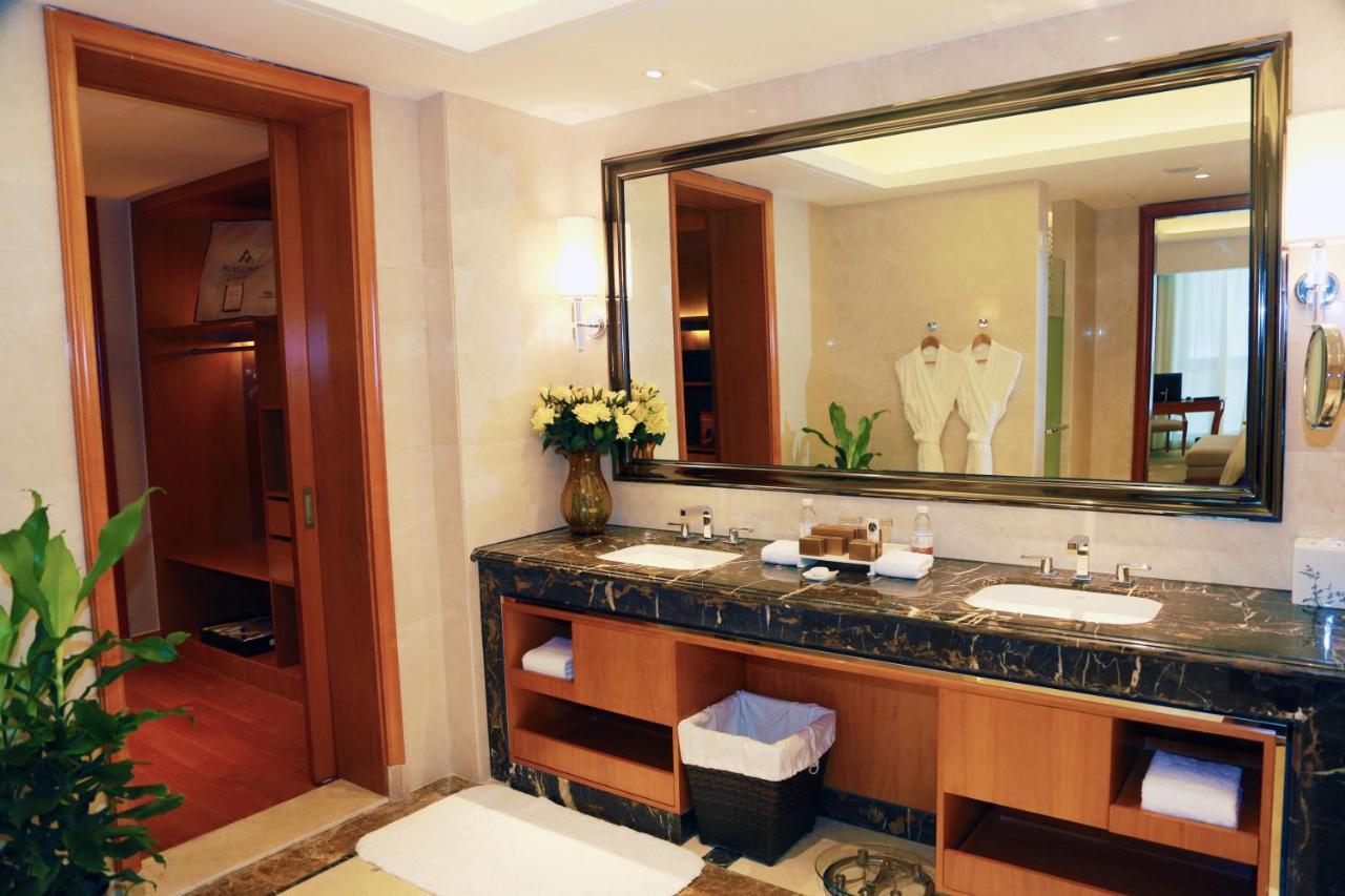 Huaguoshan Hotel Ляньюньган Экстерьер фото